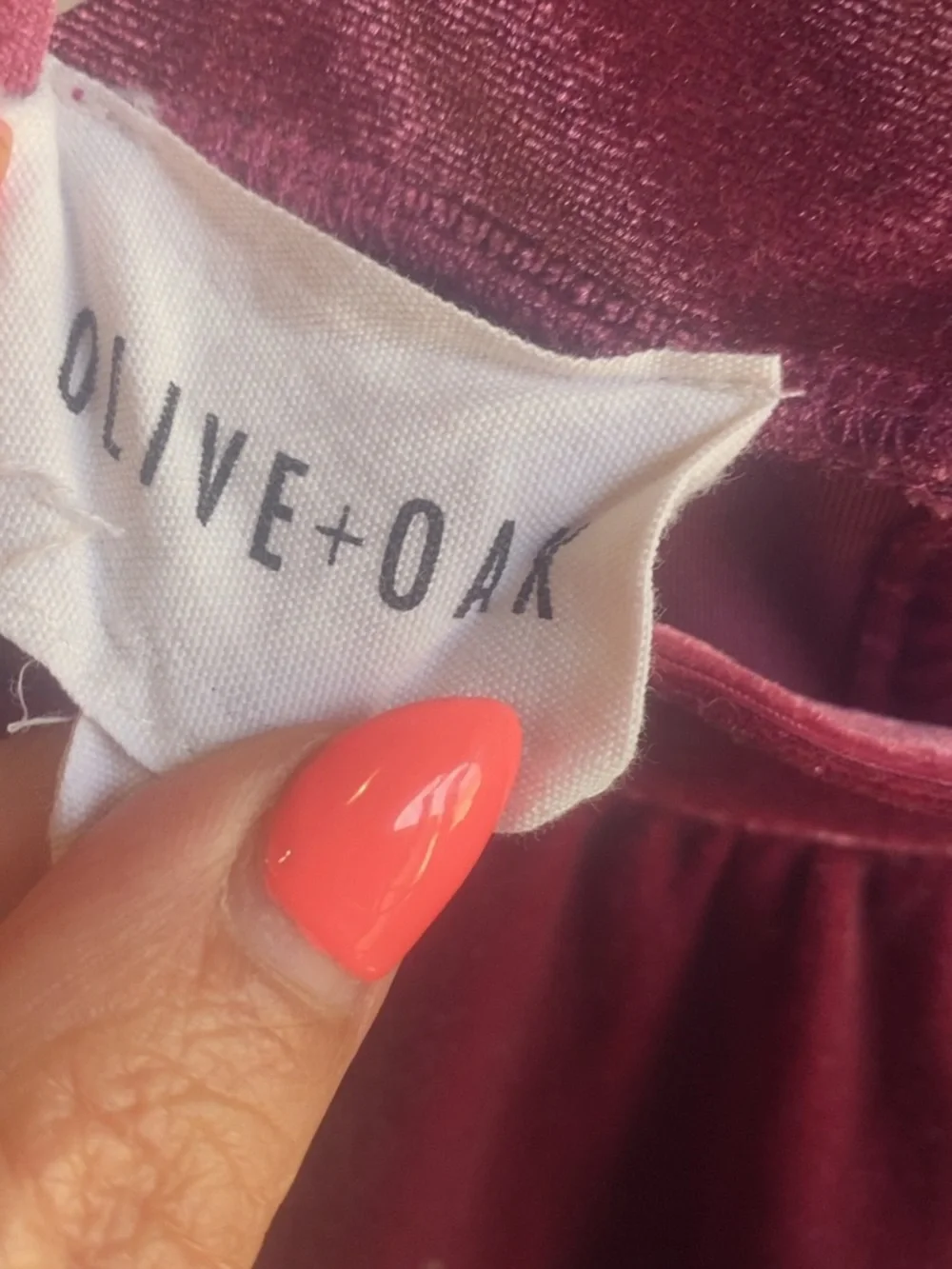 OLIVE + OAK Burgundy Velvet Mock Neck Ruffle Sleeve Blouse Women's S - Picture 4 of 5